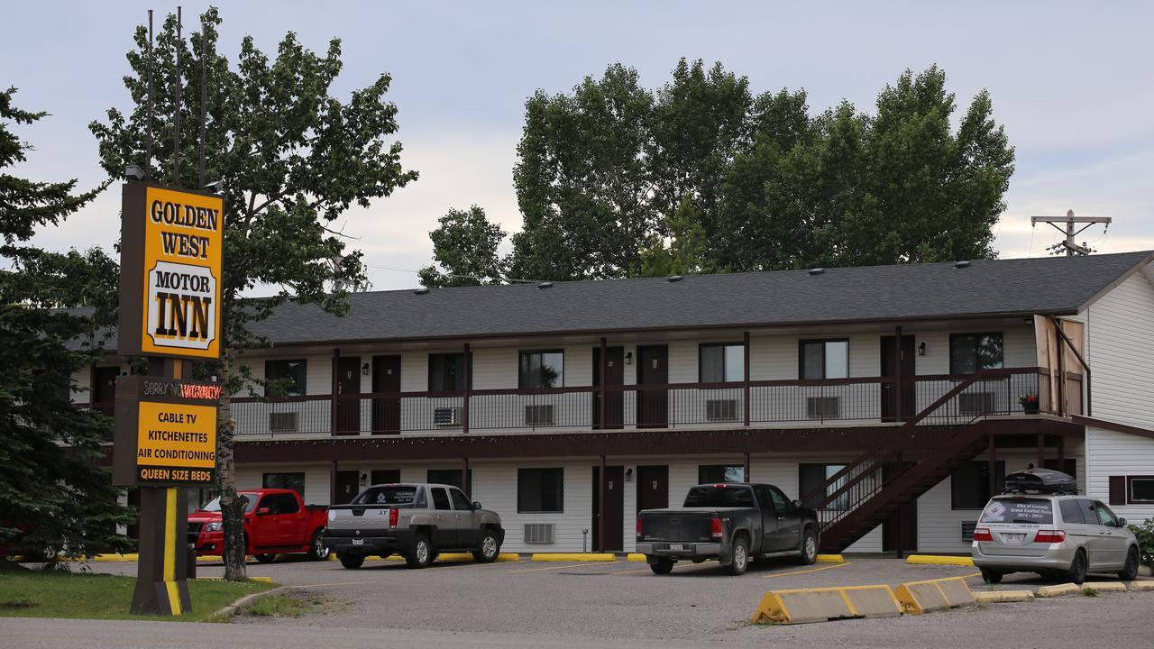 Golden West Motor Inn Carstairs Zewnętrze zdjęcie